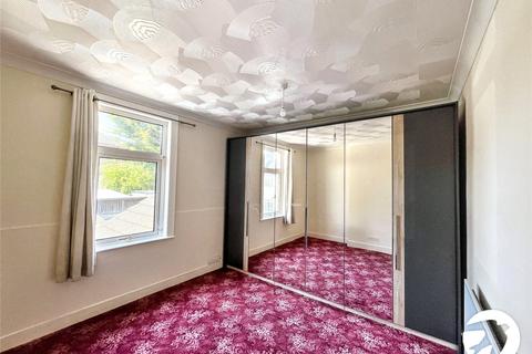 5 Dongola Road, Rochester, ME2 3AX