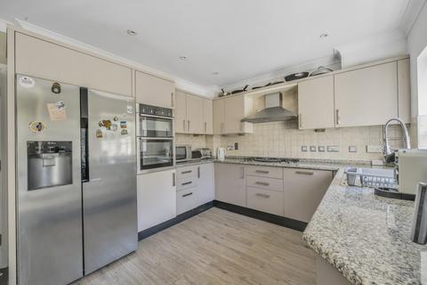 8 Dorset Road, Windsor, SL4 3BA