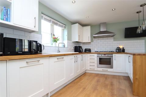 10 Cagney Crescent, Oxley Park, Milton Keynes, MK4 4TL