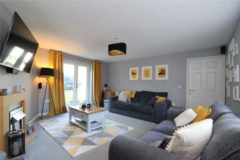 10 Cagney Crescent, Oxley Park, Milton Keynes, MK4 4TL
