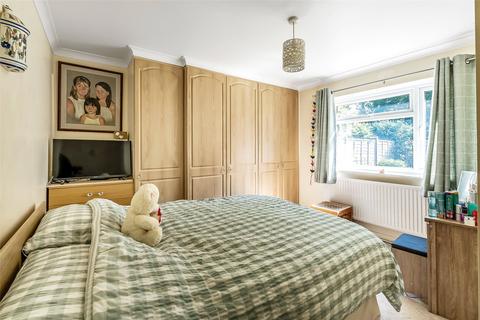 9 Park Close, Strood Green, Betchworth, RH3 7JB