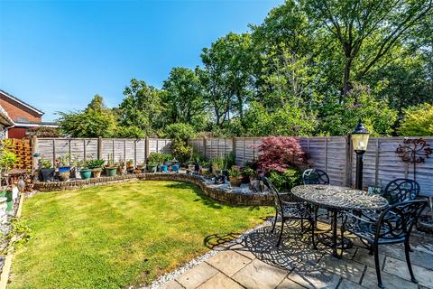 9 Park Close, Strood Green, Betchworth, RH3 7JB