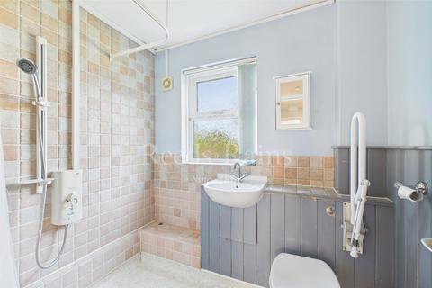 2 bedroom apartment to rent, Station Road, Dartford DA1