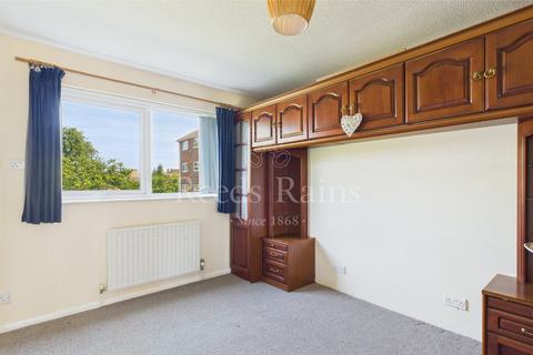 2 bedroom apartment to rent, Station Road, Dartford DA1