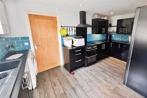 4 bedroom semi-detached house for sale, Branston Road, Staffordshire DE14