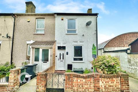 2 bedroom end of terrace house for sale, Spring Vale North, Kent DA1