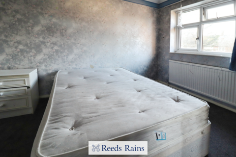 75 Tuck Road, Rainham, RM13 7HJ