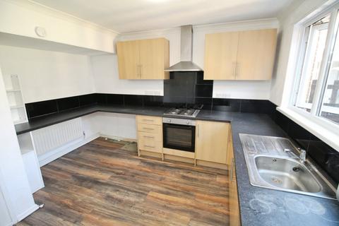 2 bedroom terraced house to rent, Eastfields, Durham DH9