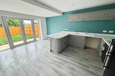 3 bedroom semi-detached house to rent, Westwood Park, Swadlincote DE11