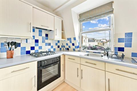 2 bedroom flat to rent, West Warwick Place, Pimlico, London, SW1V