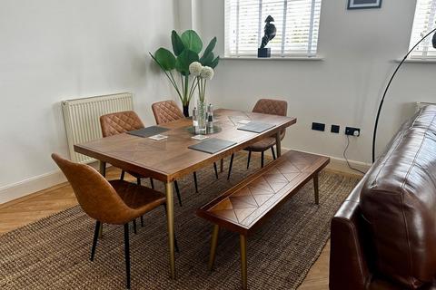 2 bedroom apartment for sale, The Oval, Stafford ST17