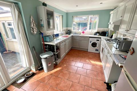 110 Blackhalve Lane, Wolverhampton, WV11 1BJ