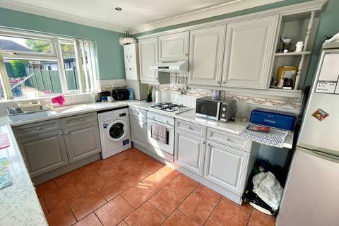 110 Blackhalve Lane, Wolverhampton, WV11 1BJ