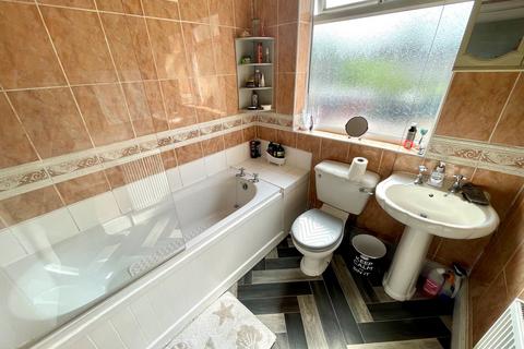 110 Blackhalve Lane, Wolverhampton, WV11 1BJ