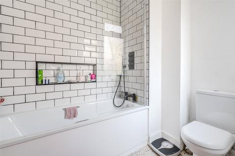 1 bedroom flat for sale, Eriswell Road, Worthing, West Sussex, BN11
