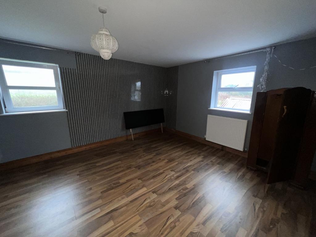 Rear Bedroom 5
