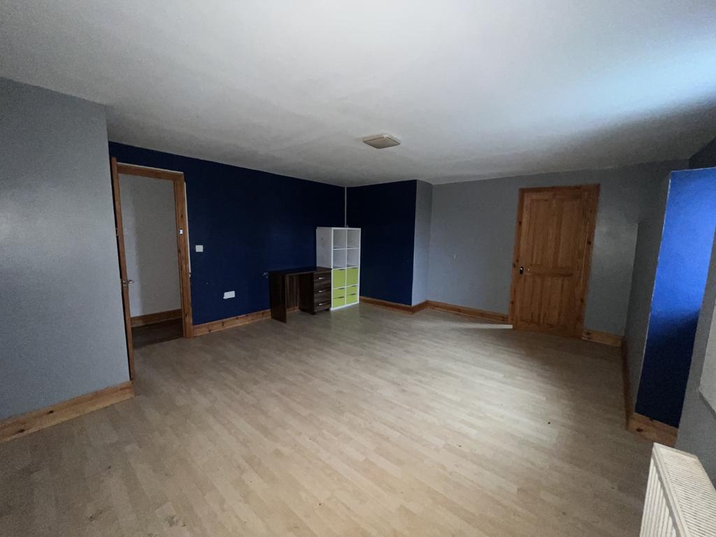 Front Bedroom 4