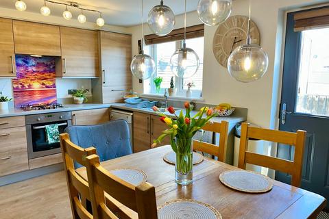 4 bedroom terraced house for sale, Oak Hill Road, Torquay, TQ1 4FL