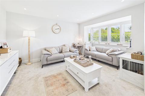 3 bedroom detached house for sale, Meadow Way, Headley, Thatcham, Hampshire, RG19