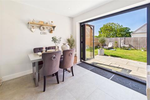 3 bedroom detached house for sale, Meadow Way, Headley, Thatcham, Hampshire, RG19