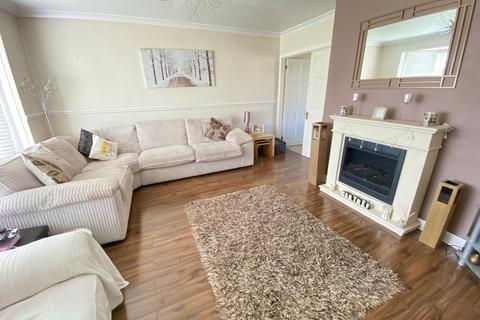 17 Glendale, Neath, SA10 7PF