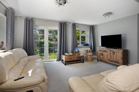 8 Barton Lane, Dawlish, EX7 9QU