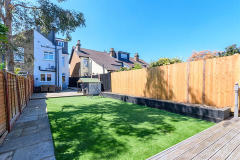 3 bedroom end of terrace house for sale, Erith Road, Bexleyheath, Kent