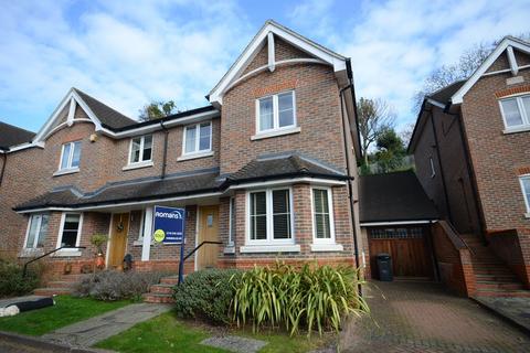 4 bedroom semi-detached house to rent, Sheldon Rise, Caversham, Reading, RG4