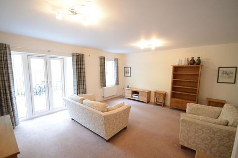 4 bedroom semi-detached house to rent, Sheldon Rise, Caversham, Reading, RG4
