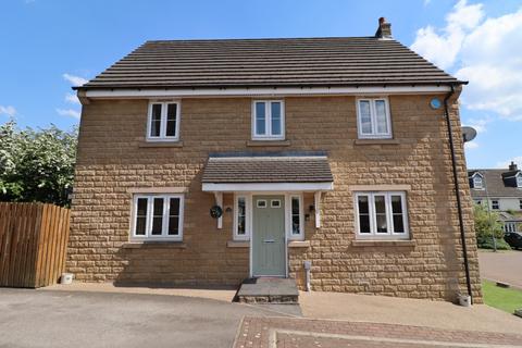 4 bedroom detached house for sale, Springfield Court, Roberttown,Liversedge, West Yorkshire, WF15