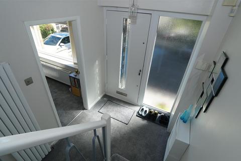 24 Beckwith Drive, Bradford, BD10 0ES