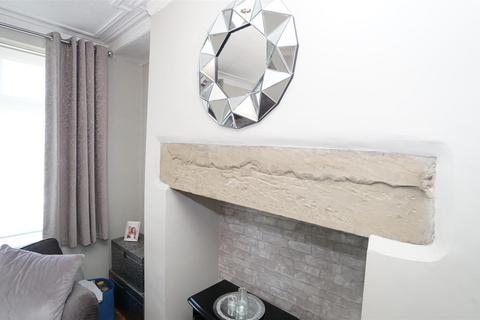 60 Mount Avenue, Bradford, BD2 2JA