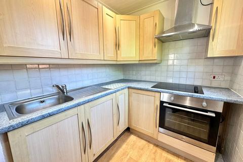 32 Stonefield Close, Eastleaze, Swindon, SN5 7EH