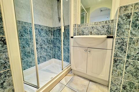 32 Stonefield Close, Eastleaze, Swindon, SN5 7EH