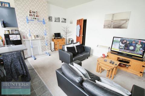 2 bedroom flat to rent, Bolton Road, Bradford, West Yorkshire, BD1