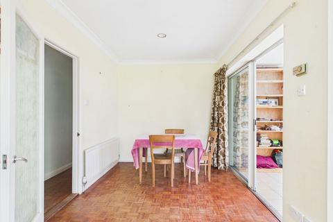 2 bedroom detached house for sale, The Green, Saxtead