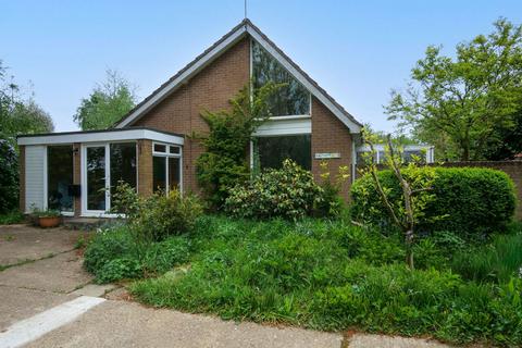 3 bedroom detached house for sale, The Green, Saxtead