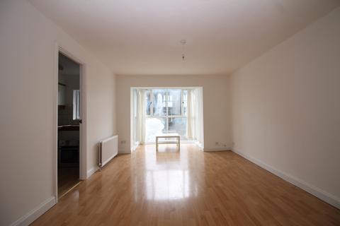 2 bedroom flat to rent, Prestons Road, Canary Wharf, London, E14