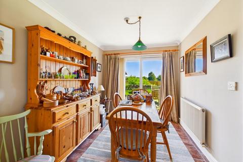 4 bedroom detached house for sale, 4 Donnett Close, Whittington, Oswestry