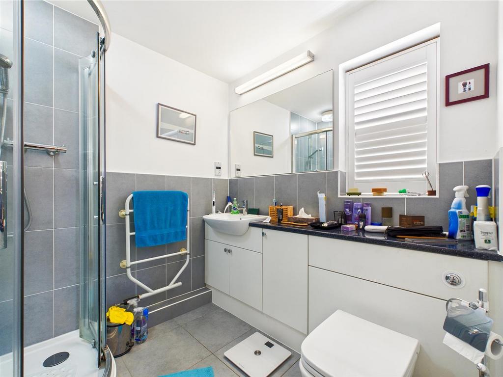 Ensuite