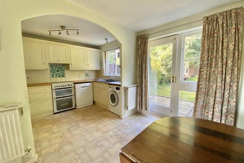 3 bedroom property for sale, Carlton Close, Bicton Heath, Shrewsbury