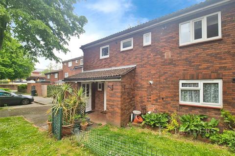 3 bedroom maisonette for sale