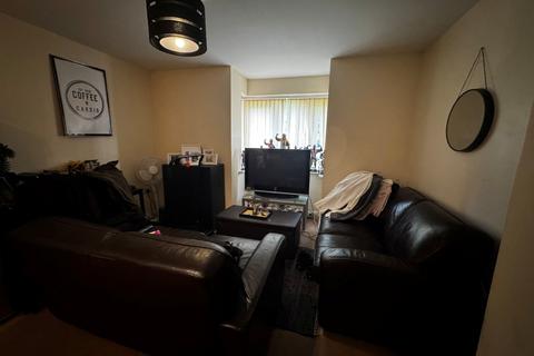8b Alice Street, Bilston, WV14 0BY
