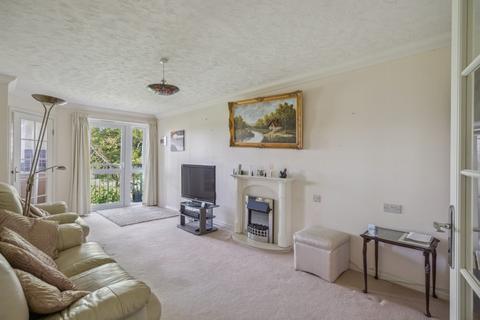 1 bedroom flat for sale, Wellington Avenue, Princes Risborough HP27