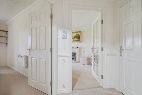 1 bedroom flat for sale, Wellington Avenue, Princes Risborough HP27