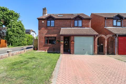 Katrina Gardens, Hayling Island