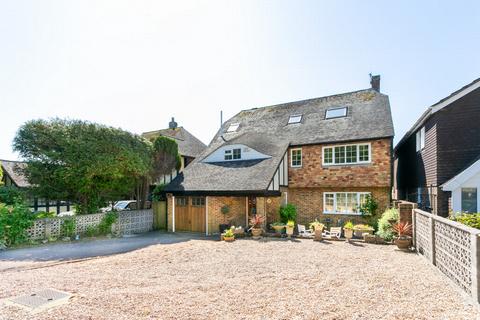 Cannongate Close, Hythe, CT21