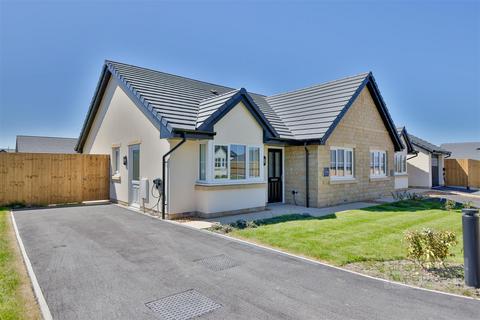 2 bedroom semi-detached bungalow for sale, Ribblesdale, Worsthorne