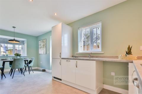 2 bedroom semi-detached bungalow for sale, Ribblesdale, Worsthorne