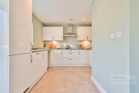 2 bedroom semi-detached bungalow for sale, Ribblesdale, Worsthorne